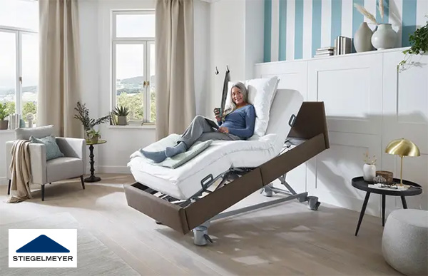 Sesselposition für ergonomisch angenehmes Lesen oder Fernsehen